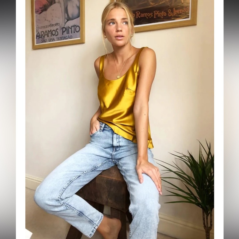 Mango Blue Mom Jeans Light Wash Size 1